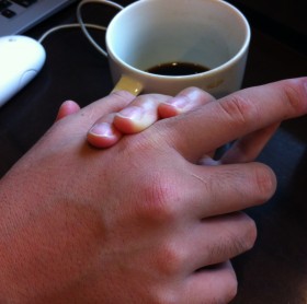 夫婦スタバにて作業中